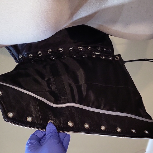 Unik Motorcycle Zip Vest - Picture 8 of 16